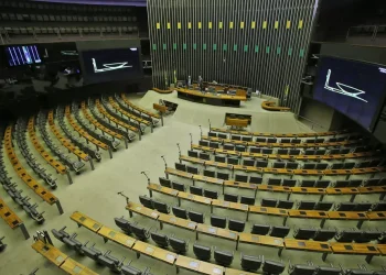 Três deputados paraibanos votaram contra castração química para pedófilos; descubra quem