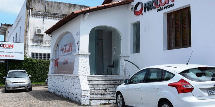 Procon-JP dá dicas ao consumidor de como economizar na compra dos presentes do final de ano