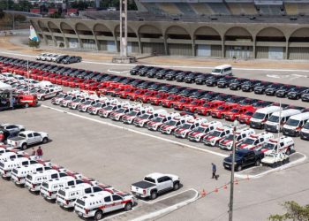 João Azevêdo entrega mais de 230 novas viaturas e destaca investimentos em Segurança Pública