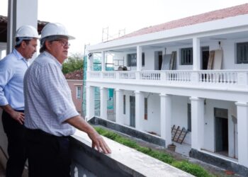 João Azevêdo inspeciona obras em João Pessoa e destaca importância da revitalização do Centro Histórico