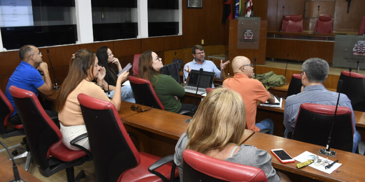 Diretoria Legislativa da CMJP discute planejamento para retorno das atividades parlamentares