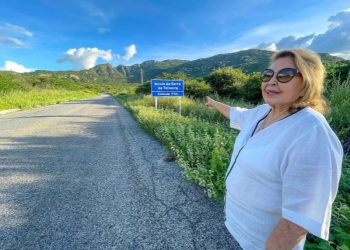 Governador atende deputada Francisca Motta e anuncia requalificação da Serra de Teixeira
