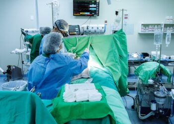 Hospital Metropolitano realiza procedimento inédito para correção de malformação cardíaca congênita rara
