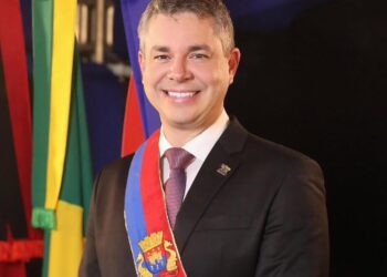 André Coutinho anuncia calendário anual de pagamento a servidores da Prefeitura de Cabedelo