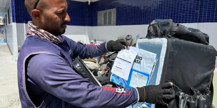 ‘Remédio em Casa’ amplia público-alvo e passa a beneficiar pacientes a partir de 50 anos