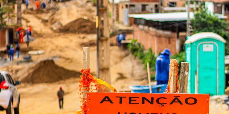 Em Campina Grande: obras da Avenida Félix Araújo atingem mais de 80% de serviços executados