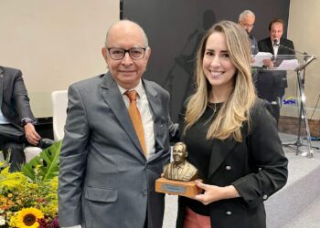 Natal Iluminado de Campina Grande é premiado pela Abrajet-PB