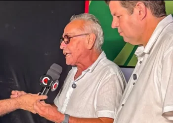 Cícero Lucena visita cidade do Cariri e aumenta especulações sobre candidatura em 2026
