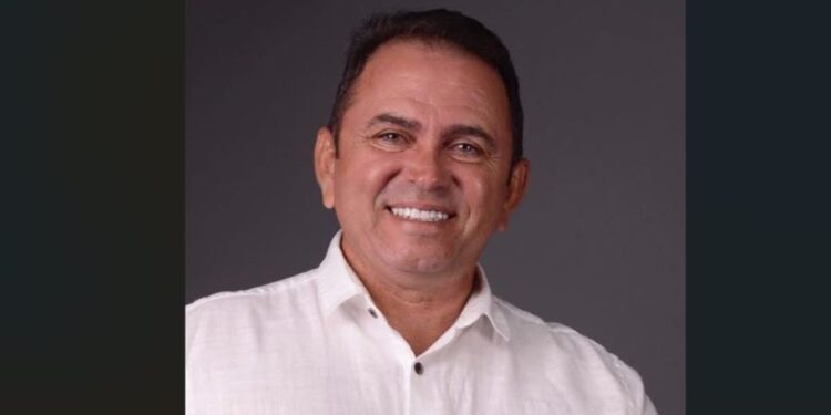 Ex-prefeito de São José de Espinharas, Netto Gomes, morre por reação alérgica a picada de abelha