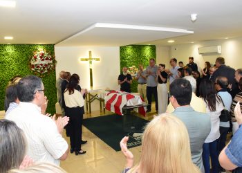 Velório de Júlio Aurélio reúne autoridades que destacam o legado de justiça e humanismo