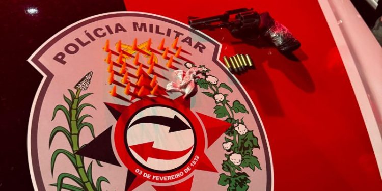 Polícia Militar cerca bairro São José e apreende envolvidos em tentativa de assalto em João Pessoa