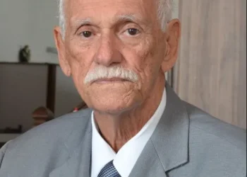 Cícero Lucena manifesta pesar pela morte do desembargador aposentado Júlio Aurélio Coutinho