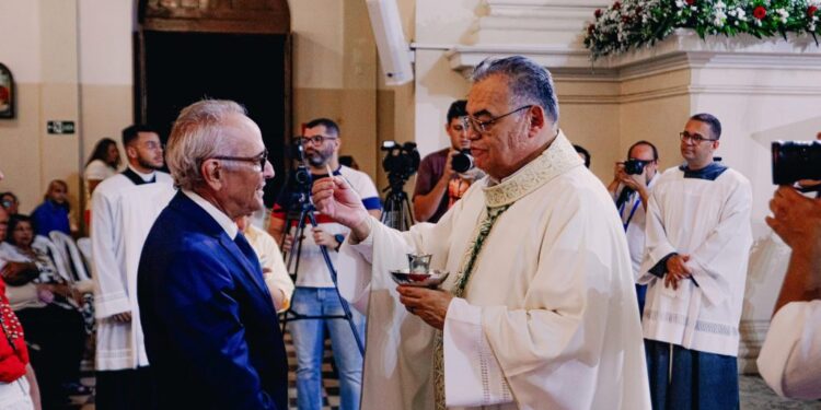 Cícero Lucena destaca papel social de Dom Nereudo Freire, ordenado bispo de Mopta e auxiliar de Recife e Olinda