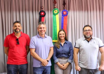 André Coutinho concede reajuste de 7% para os professores da rede municipal de Cabedelo