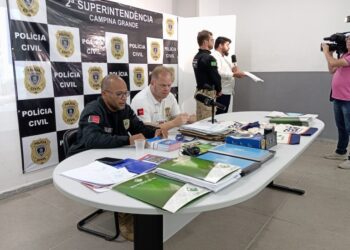 Polícia Civil desarticula rede criminosa que expedia diplomas falsos em nome de universidades brasileiras