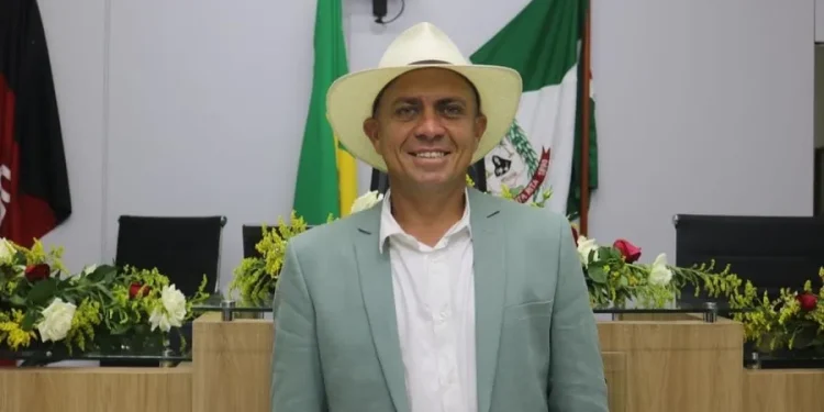 Após duas tentativas de eleição, Epitácio Viturino é escolhido presidente da Câmara de Santa Rita