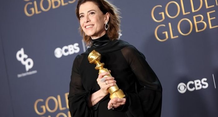 Fernanda Torres leva Globo de Ouro por atuação em Ainda Estou Aqui
