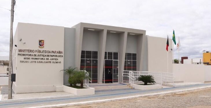 Justiça determina rescisão de contratos temporários em dois municípios paraibanos; entenda
