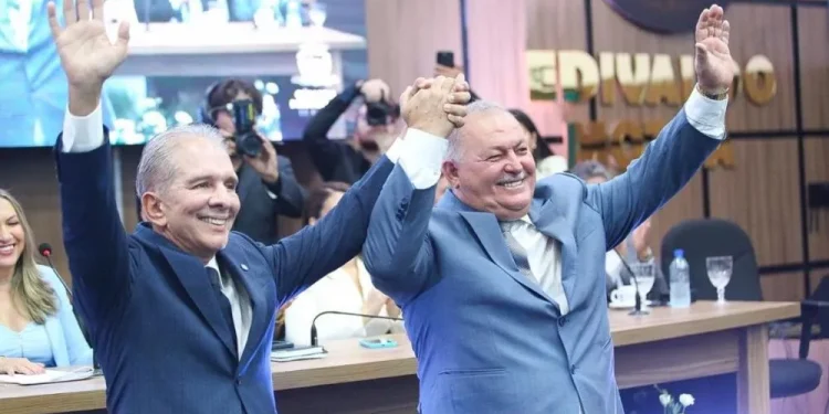 Nabor Wanderley é empossado para 4º mandato na Prefeitura de Patos