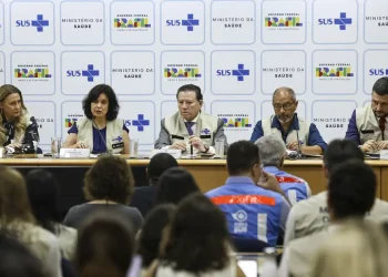 Governo Federal lança ações para se antecipar ao período de alta da dengue