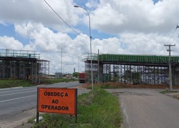 Obras do novo viaduto no Bairro das Indústrias interditam BR-101 na segunda-feira (03)