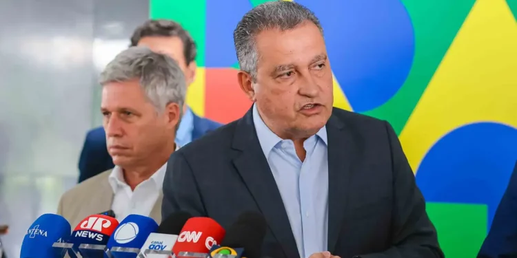 Governo avalia reduzir tarifa de importação para baratear alimentos