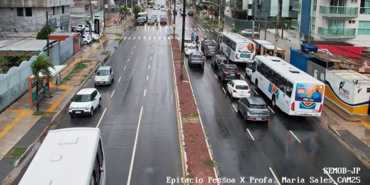 Semob-JP monitora greve dos motoristas de ônibus e cobra cumprimento da decisão judicial de manter 60% da frota em circulação