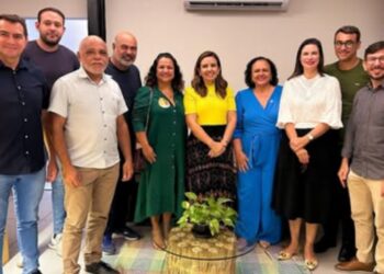 Lideranças de esquerda se encontram para reforçar apoio a Lula e João Azevêdo