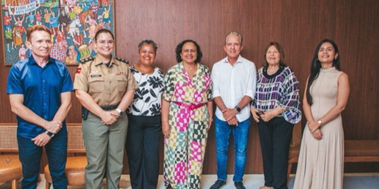 Governador atende Francisca Motta e autoriza Patrulha Maria da Penha em Patos e região