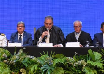 João Azevêdo prestigia posse da nova Mesa Diretora do TJPB e destaca independência e harmonia entre os poderes no desenvolvimento da Paraíba