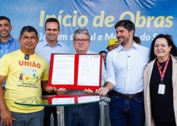 João Azevêdo celebra parceria com governo federal para construção de 927 unidades habitacionais