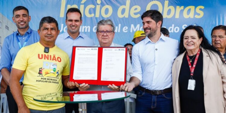 João Azevêdo celebra parceria com governo federal para construção de 927 unidades habitacionais