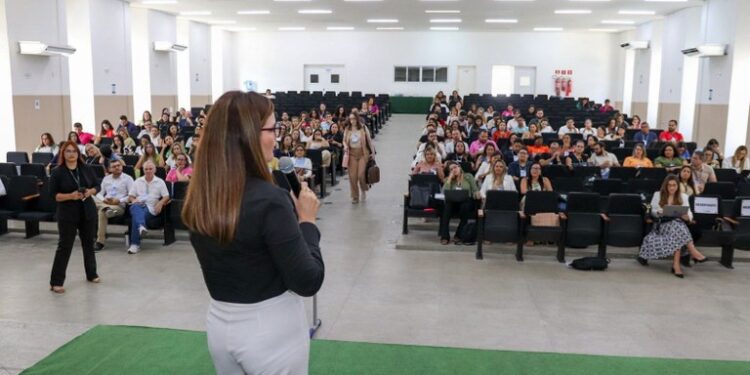 Saúde realiza oficina de integração para apresentar resultados e acolher novos bolsistas do Reap Quali