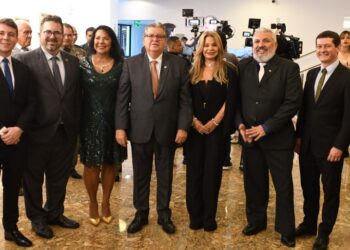 João Azevêdo participa de posse da defensora pública-geral da Paraíba e destaca iniciativas do Governo no fortalecimento da instituição