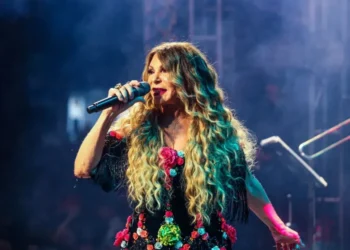 Folia de Rua começa nesta sexta-feira (21) com Elba Ramalho, Cátia de França e Filipe Santos