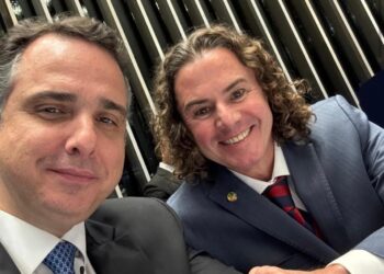 Ao lado de Pacheco, Veneziano destaca gestão em defesa da democracia e do povo brasileiro, nos últimos 4 anos a frente do Senado