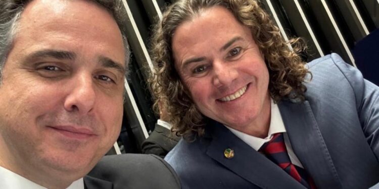 Ao lado de Pacheco, Veneziano destaca gestão em defesa da democracia e do povo brasileiro, nos últimos 4 anos a frente do Senado