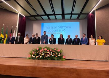 Veneziano participa da posse de Alberto Jorge na OAB Campina Grande e destaca qualidades do presidente reeleito