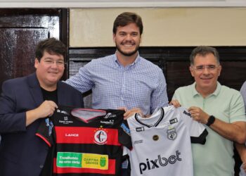 Prefeitura de Campina Grande sanciona lei que autoriza apoio financeiro a Treze e Campinense