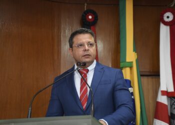 Marmuthe inicia trabalhos como 1º secretário da Câmara de João Pessoa