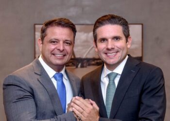Vereador Marmuthe prestigia posse de Hugo Motta