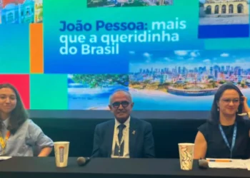 Cícero Lucena faz palestra durante encontro nacional de prefeitos e mostra iniciativas que fazem João Pessoa avançar