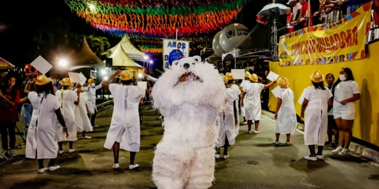 Prévias do Carnaval Tradição acontecem em três bairros neste final de semana