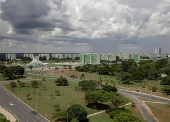 Prefeitos de todo o Brasil irão se reunir em Brasília a partir desta terça (11)