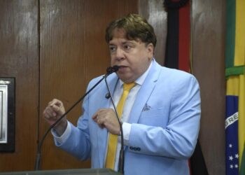 Vereador sugere ponto eletrônico a cada 2 horas e proibição de celular em unidades de saúde de JP; CRM desaprova