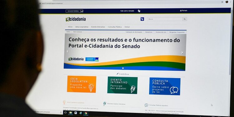 Portal e-Cidadania tem recorde de participação popular