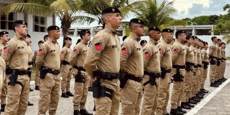 Polícia Militar da Paraíba começa a usar uniforme reformulado nas ruas