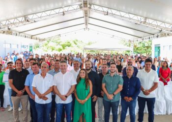 Prefeitura de Cabedelo empossa 107 novos servidores públicos nas áreas de saúde, educação e administrativo