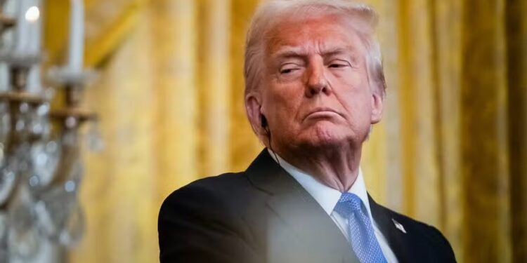 Ações de Trump são chamadas de golpe por historiadores e cientistas políticos