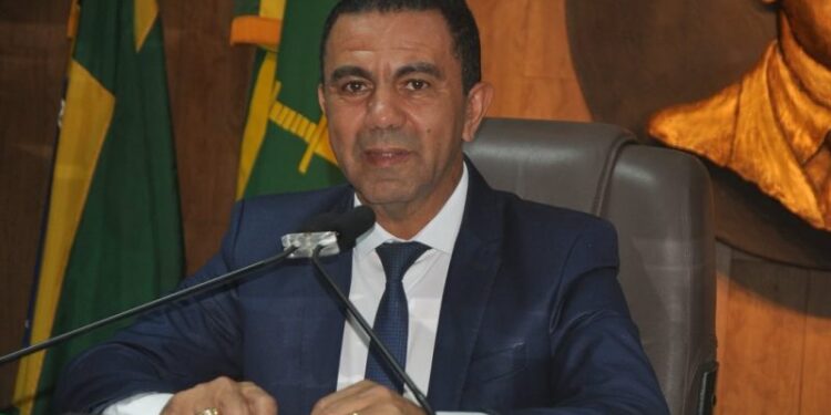 Projeto de lei propõe proibição de esmolas a pessoas em situação de rua em Campina Grande